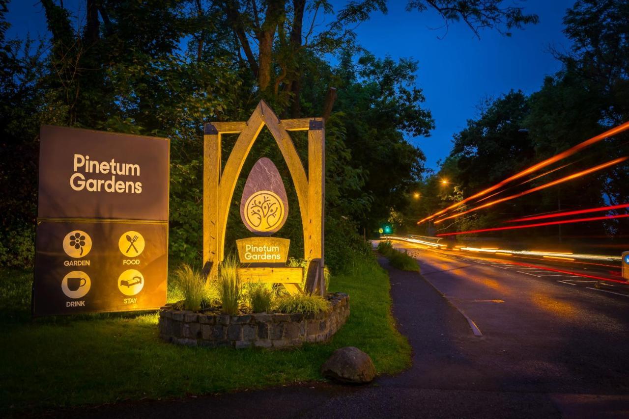 Готель Pinetum Gardens Retreats Сент-Остелл Екстер'єр фото